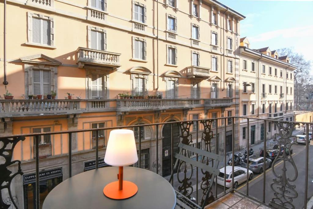 Porta Genova Bilocale Di Charme Apartment Milano Exterior foto